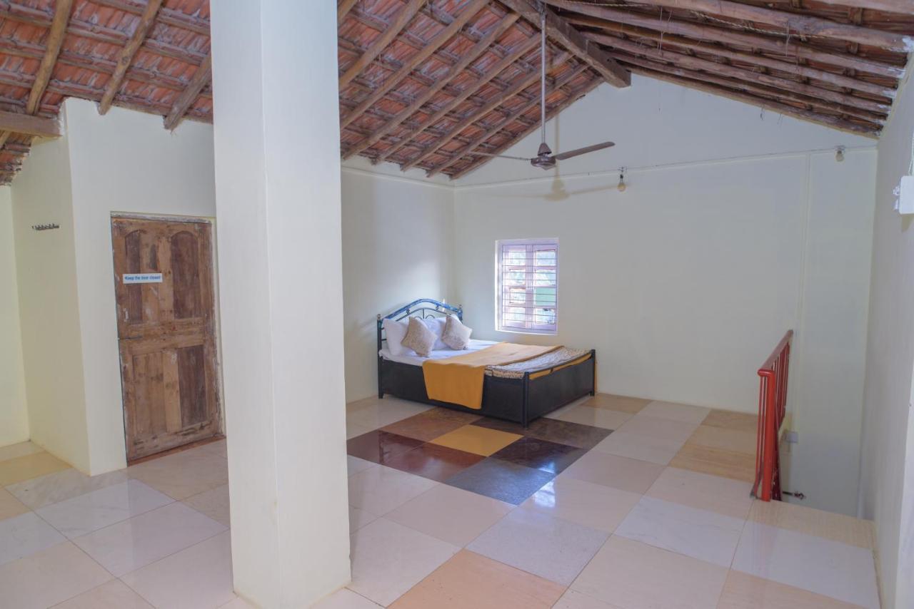 Prajakta Rest House Алибаг Экстерьер фото