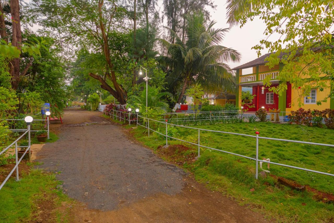 Prajakta Rest House Алибаг Экстерьер фото