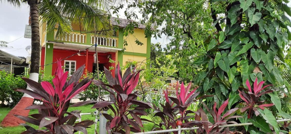Prajakta Rest House Алибаг Экстерьер фото