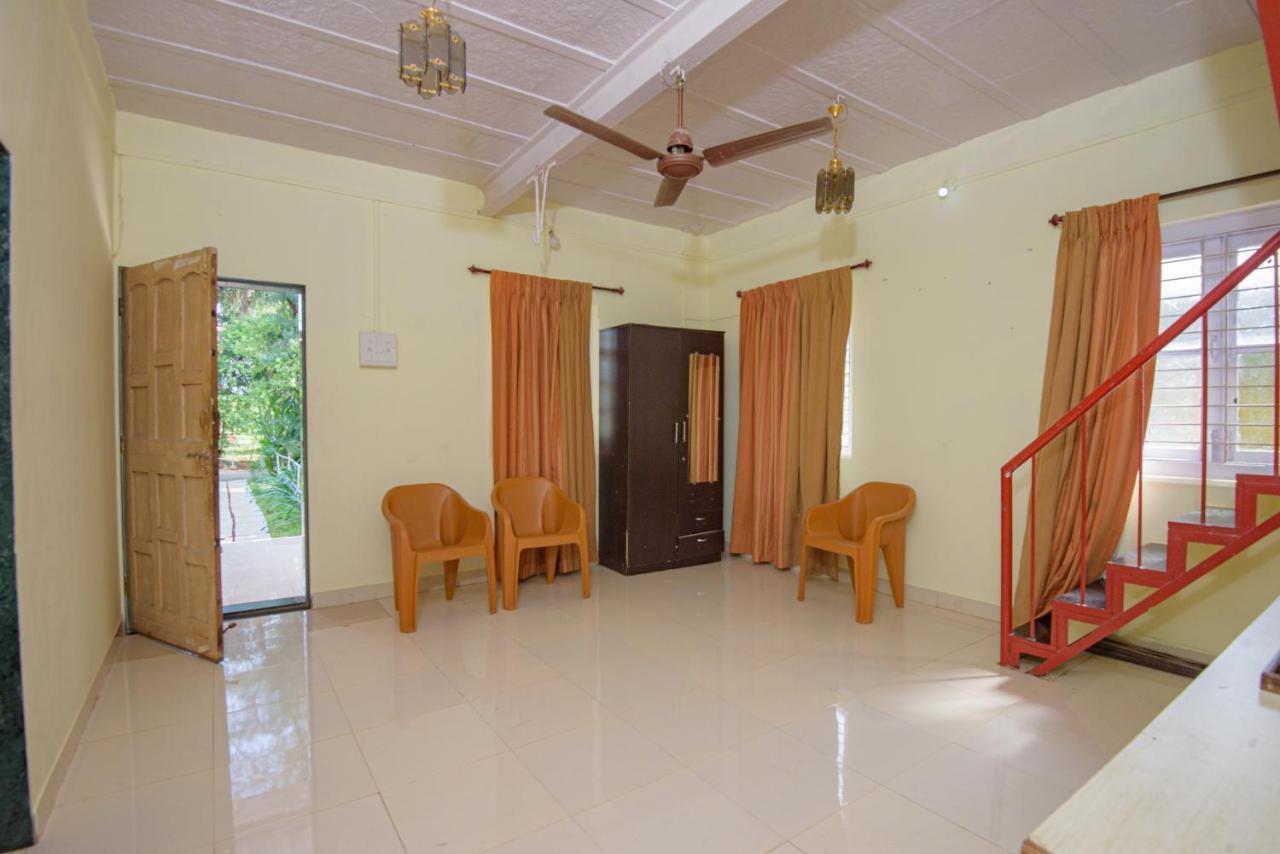 Prajakta Rest House Алибаг Экстерьер фото
