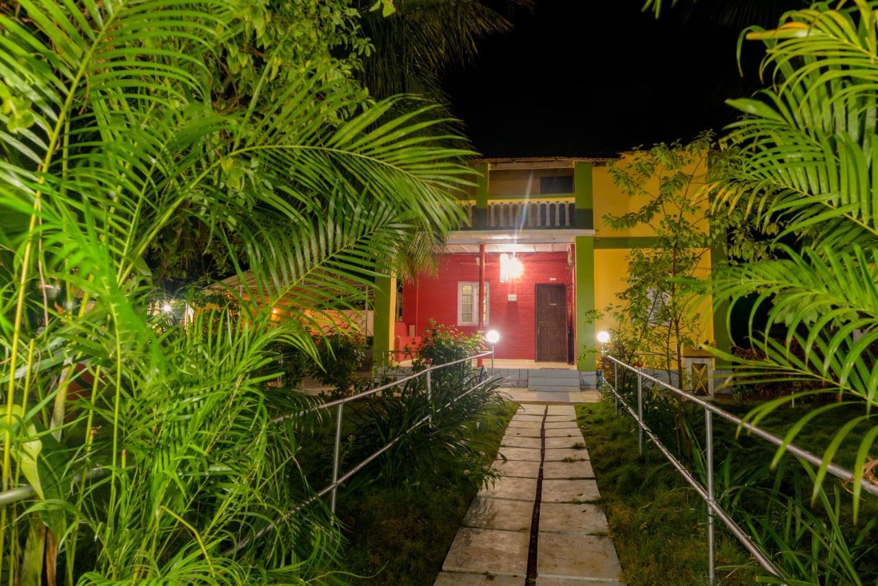 Prajakta Rest House Алибаг Экстерьер фото
